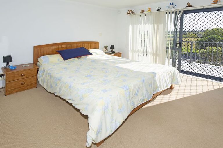 Photo of property in 29 Trimaran Drive, Gulf Harbour, Whangaparaoa, 0930