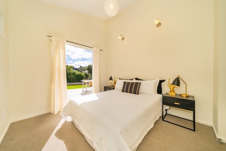 Photo of property in 16 James Nairn Grove, Riverstone Terraces, Upper Hutt, 5018