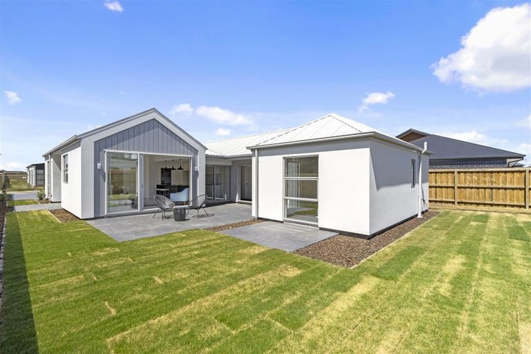 Photo of property in 16 Dynes Road, Rolleston, 7615