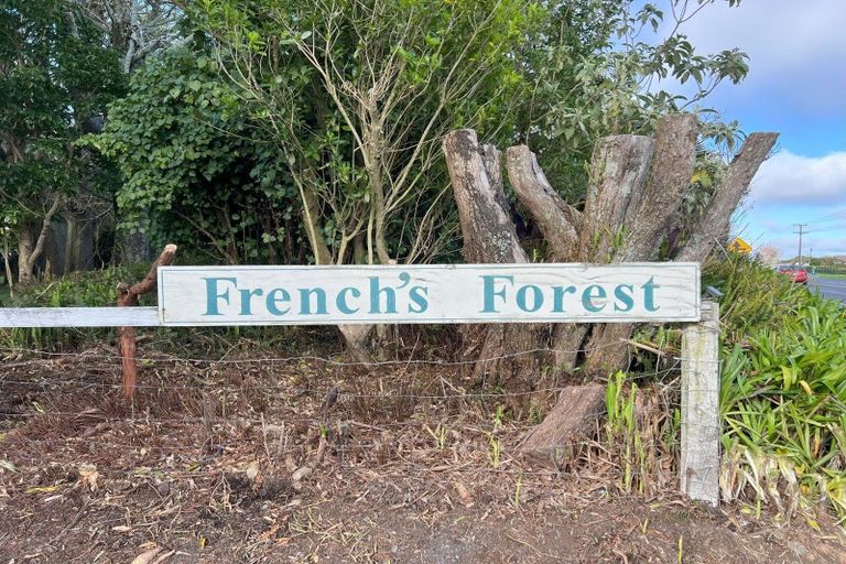 Photo of property in 1252 Devon Road, Sentry Hill, New Plymouth, 4373