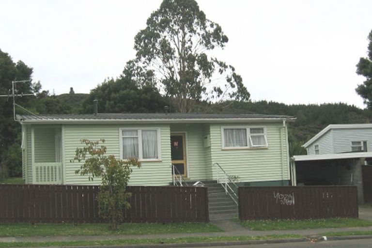 Photo of property in 94 Norana Road, Timberlea, Upper Hutt, 5018