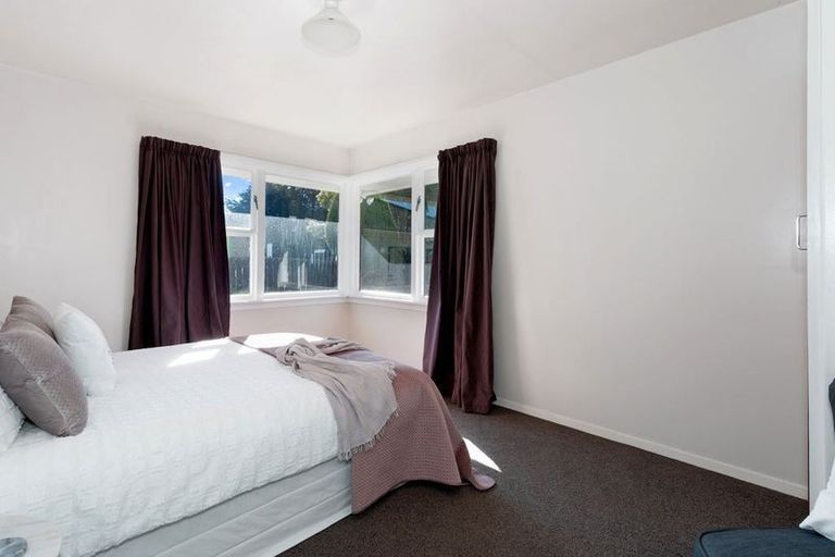 Photo of property in 1/74 Russley Road, Russley, Christchurch, 8042