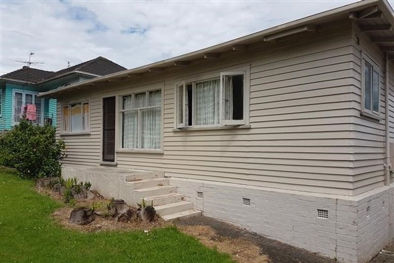 Photo of property in 181 Pakuranga Road, Pakuranga, Auckland, 2010