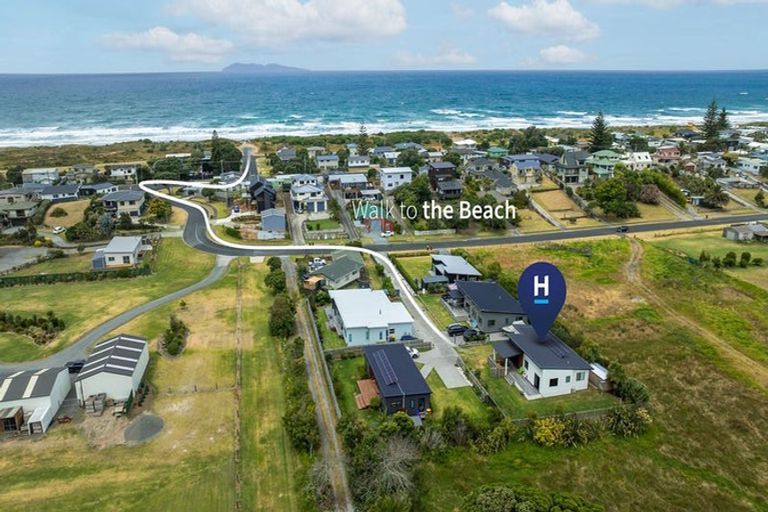 Photo of property in 16c Hanlen Avenue, Waihi Beach, 3611