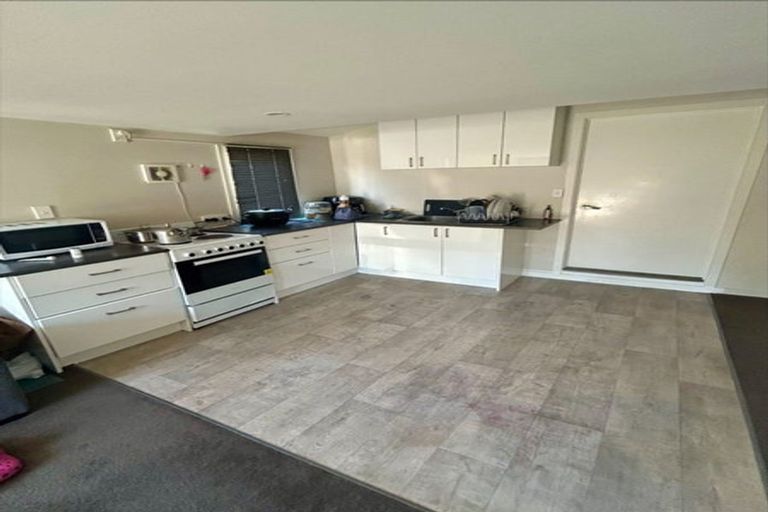 Photo of property in 77 Strickland Street, Sydenham, Christchurch, 8023