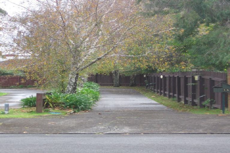 Property details for 141 Motatau Road, Papatoetoe, Auckland, 2025