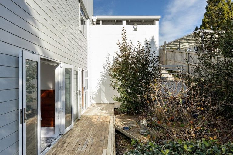 Photo of property in 75 Sutherland Road, Brookfield, Tauranga, 3110