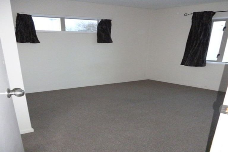 Photo of property in Emery Gardens, 11/4 Ambrico Place, New Lynn, Auckland, 0600