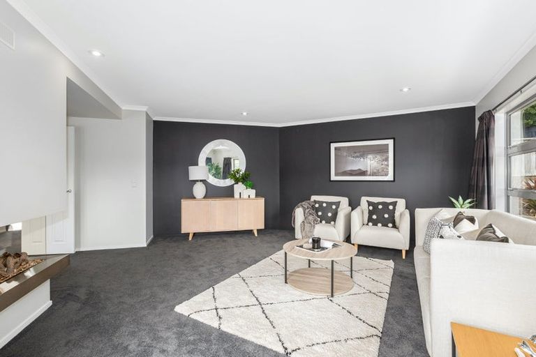 Photo of property in 9a Observatory Close, Whitby, Porirua, 5024