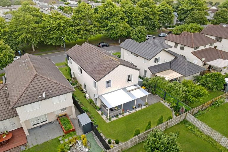 Photo of property in 52 Bruce Pulman Drive, Takanini, 2112