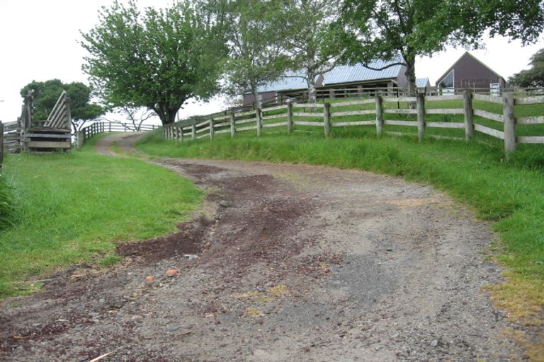 Photo of property in 211 Great North Road, Otamatea, Whanganui, 4571