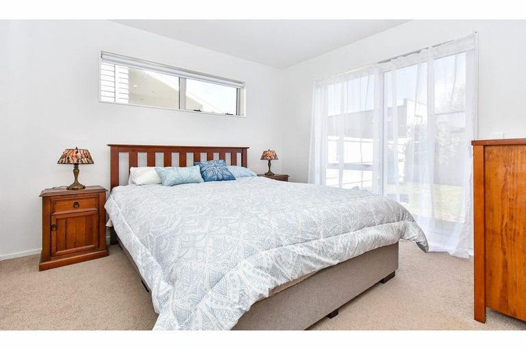 Photo of property in 7 Waituarua Drive, Takanini, 2112