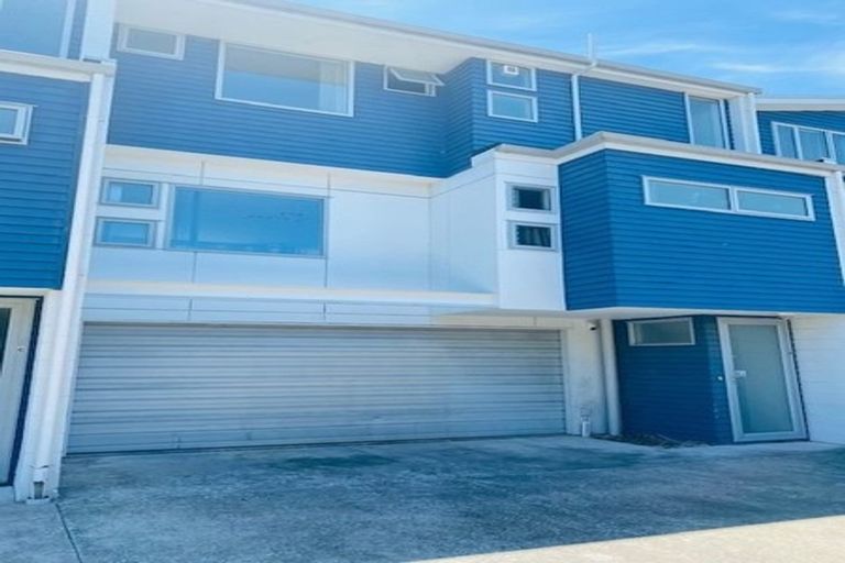 Photo of property in 22d Packe Street, Edgeware, Christchurch, 8013
