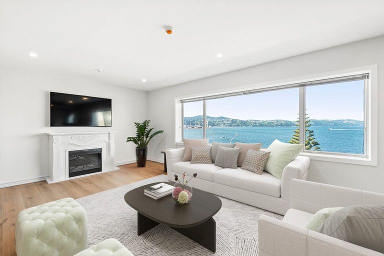 Photo of property in Matai Moana, 3/178 Oriental Parade, Oriental Bay, Wellington, 6011