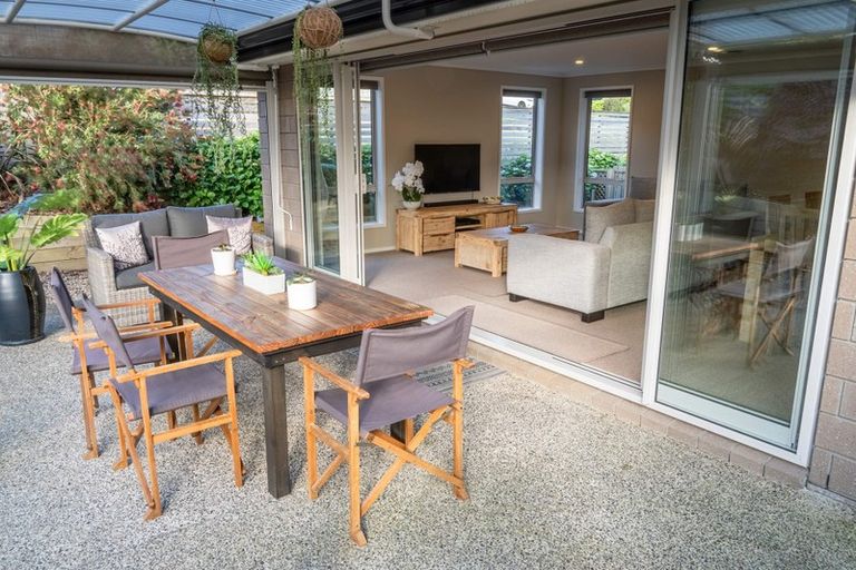 Photo of property in 7 Laly Haddon Place, Matakana, Warkworth, 0985