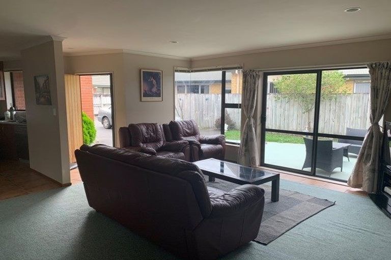 Photo of property in 14 Kirk Close, Rototuna, Hamilton, 3210