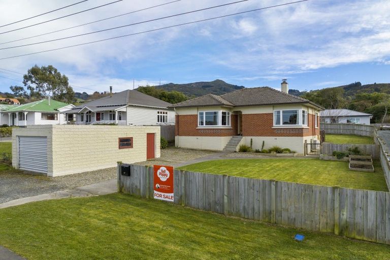 Photo of property in 17 Hugh Street, Sawyers Bay, Port Chalmers, 9023