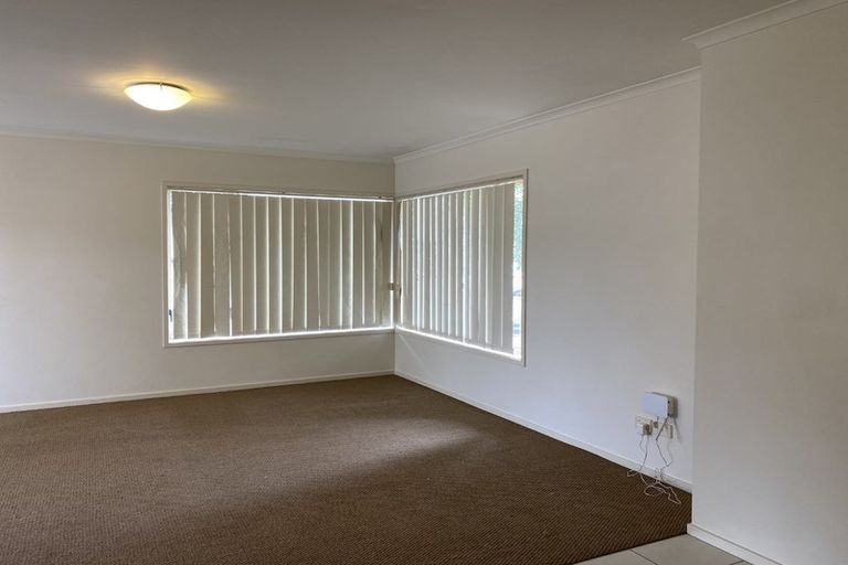 Photo of property in 129 Stancombe Road, Flat Bush, Auckland, 2016
