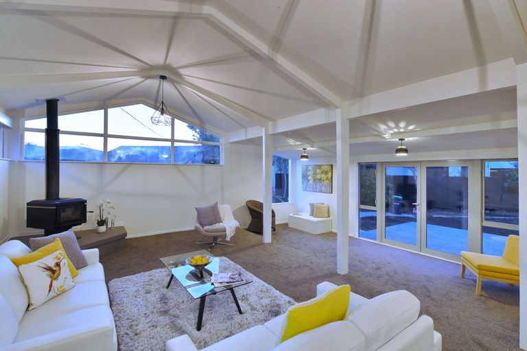 Photo of property in 72 Barrington Street, Somerfield, Christchurch, 8024