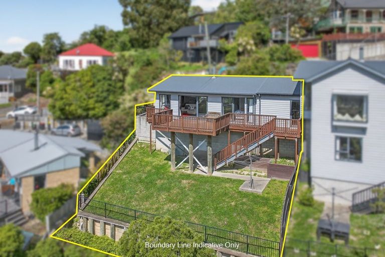 Photo of property in 30a Ticehurst Road, Lyttelton, 8082