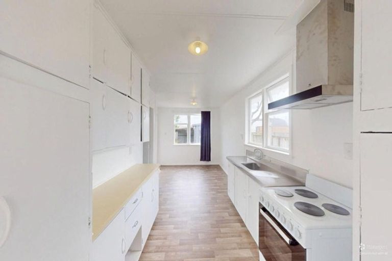 Photo of property in 10 Armstrong Place, Gonville, Whanganui, 4501