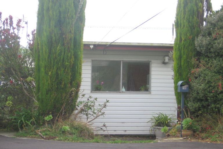 Photo of property in 4b Radnall Way, Johnsonville, Wellington, 6037