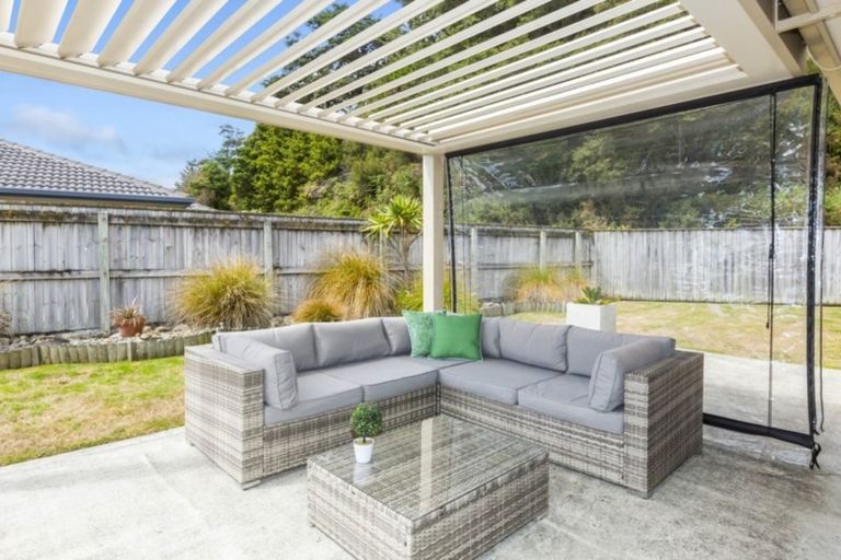 Photo of property in 33 Evergreen Crescent, Trentham, Upper Hutt, 5018