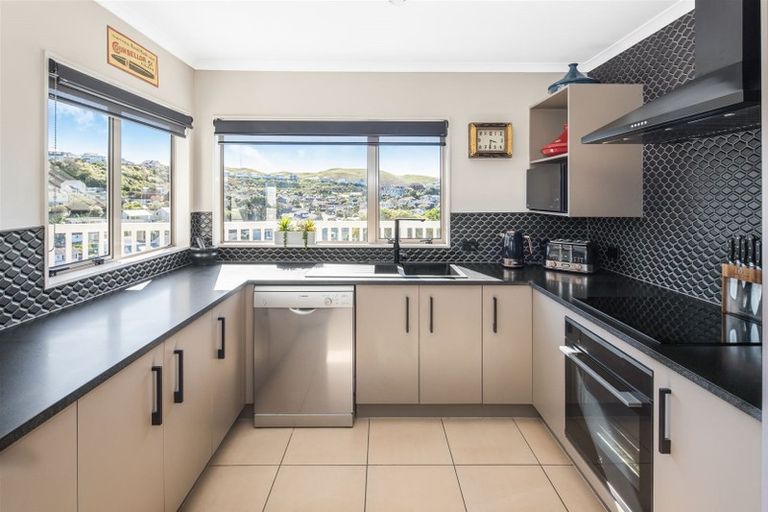 Photo of property in 15 Birch Street, Johnsonville, Wellington, 6037