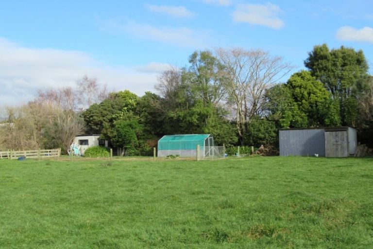 Photo of property in 91 Mcleavey Road, Ohau, Levin, 5570