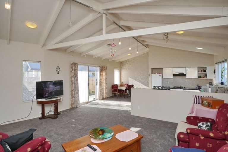 Photo of property in 292 Bower Avenue, North New Brighton, Christchurch, 8083