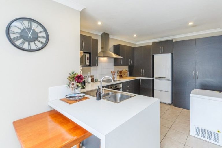 Photo of property in 14 Mcgregor Street, Milson, Palmerston North, 4414