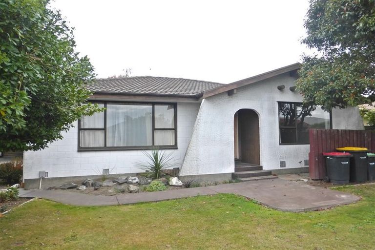 Photo of property in 6 Kinross Street, Hei Hei, Christchurch, 8042