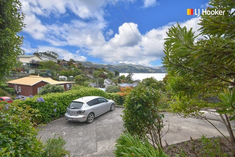 Photo of property in 70a Marion Street, Macandrew Bay, Dunedin, 9014