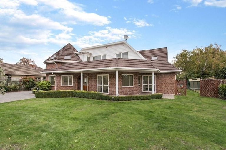 Photo of property in 113 Waimairi Road, Ilam, Christchurch, 8041