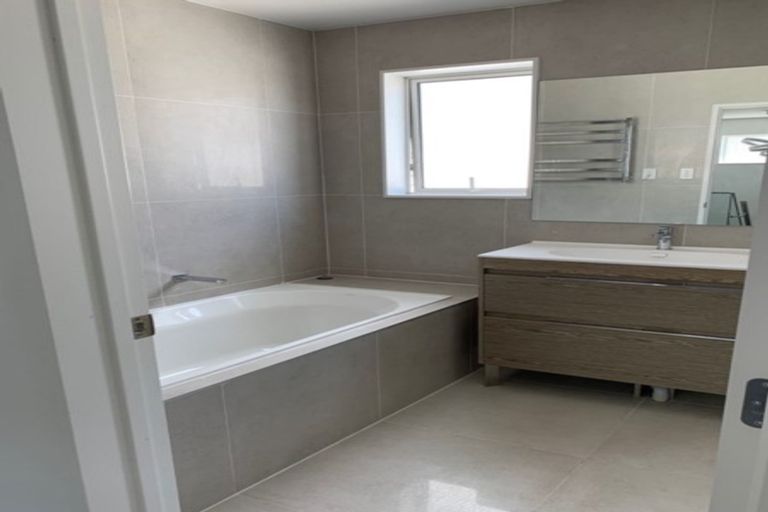 Photo of property in 64 Craigs Way, Hobsonville, Auckland, 0616