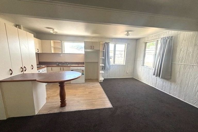 Photo of property in 38 Brentford Place, Manurewa, Auckland, 2102