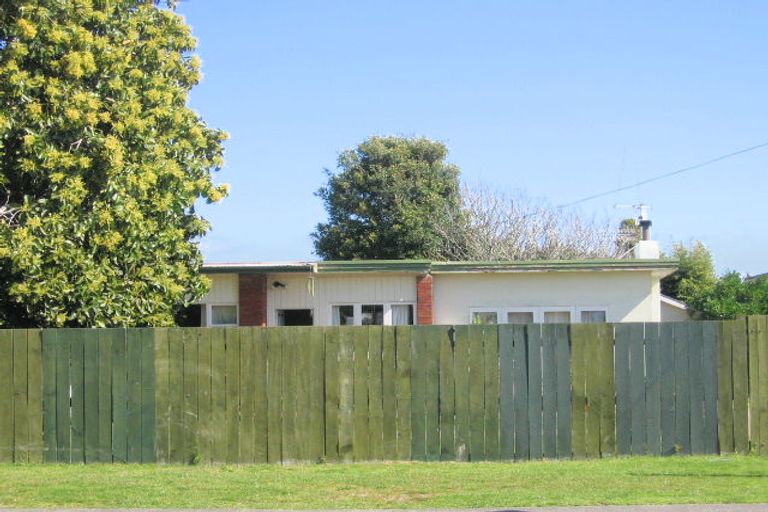 Photo of property in 3 Hawea Street, Mount Maunganui, 3116