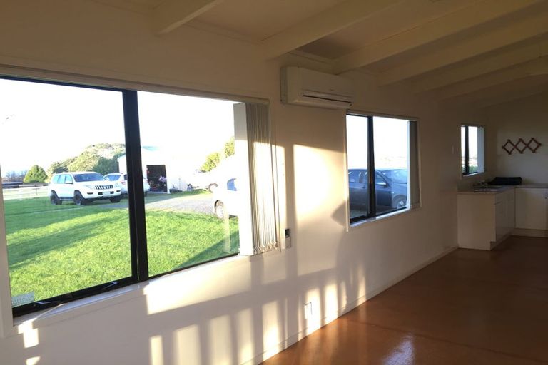 Photo of property in 175 Vaughans Road, Okura, Albany, 0792