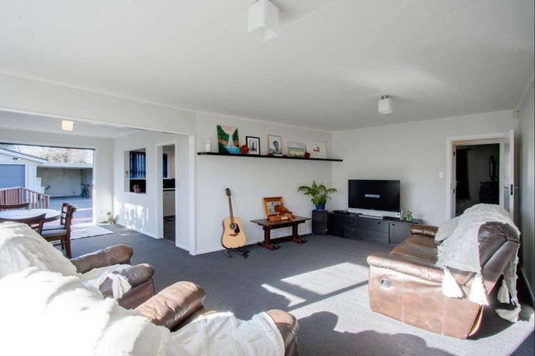 Photo of property in 43 Bill Hercock Street, Pirimai, Napier, 4112