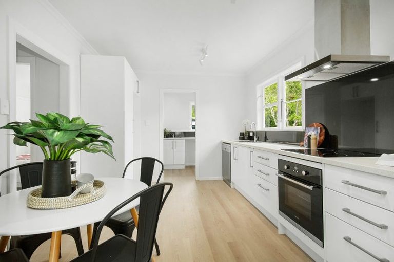 Photo of property in 3 Wood Street, Wainuiomata, Lower Hutt, 5014