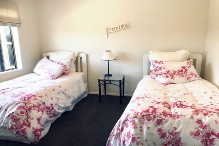 Photo of property in 48 Rodeo Drive, Kelvin Grove, Palmerston North, 4414