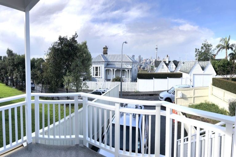 Photo of property in 30 Arthur Street, Freemans Bay, Auckland, 1011