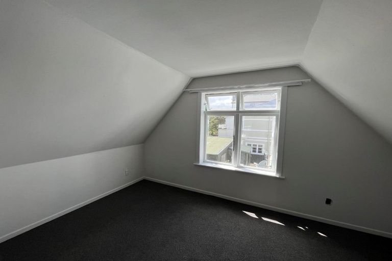 Photo of property in 212 The Terrace, Wellington Central, Wellington, 6011