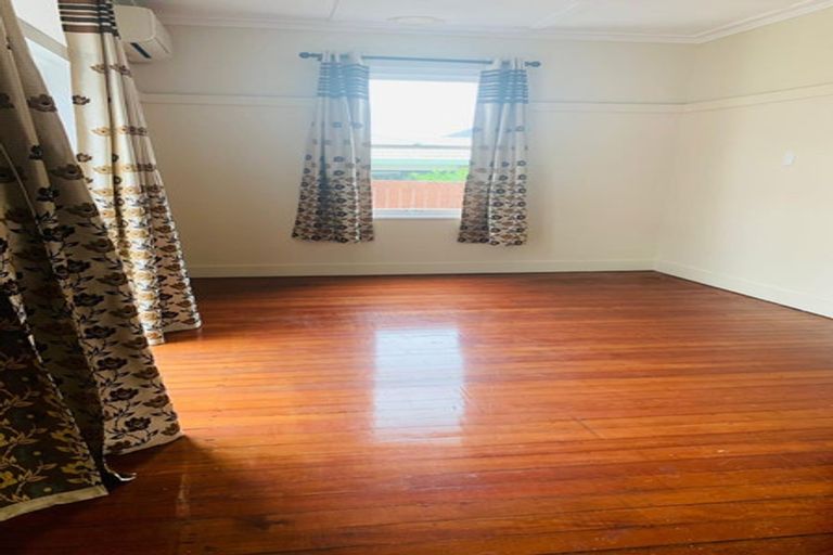 Photo of property in 1/35 Clendon Avenue, Papatoetoe, Auckland, 2025
