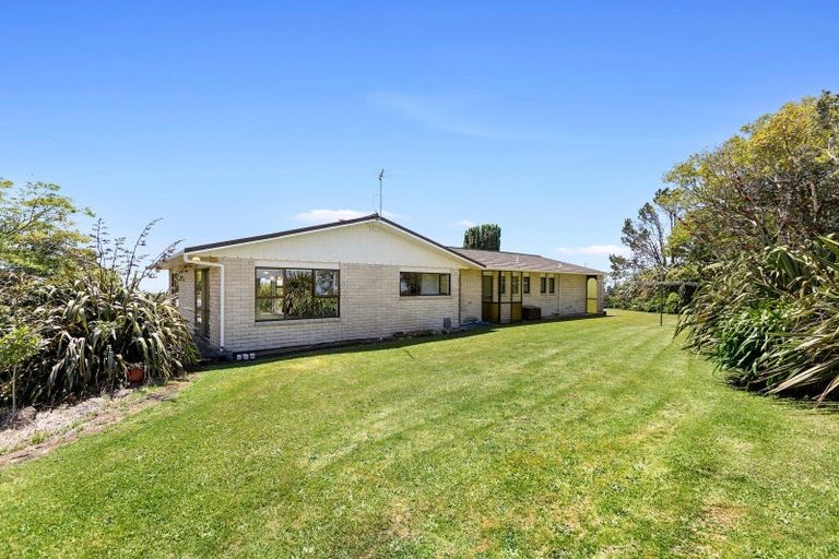 Photo of property in 783 Mangorei Road, Mangorei, New Plymouth, 4371