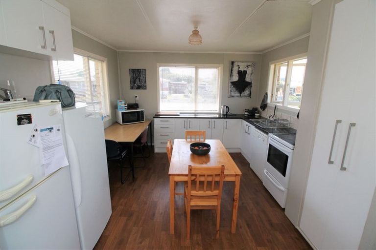 Photo of property in 15 Puriri Place, Tokoroa, 3420