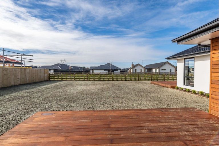 Photo of property in 23 Ridgeland Way, West Melton, 7618