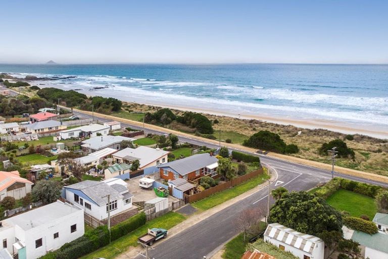 Photo of property in 1120 Brighton Road, Brighton, Dunedin, 9035