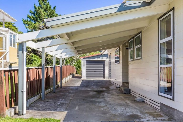 Photo of property in 62 Huanui Street, Ranui, Porirua, 5024