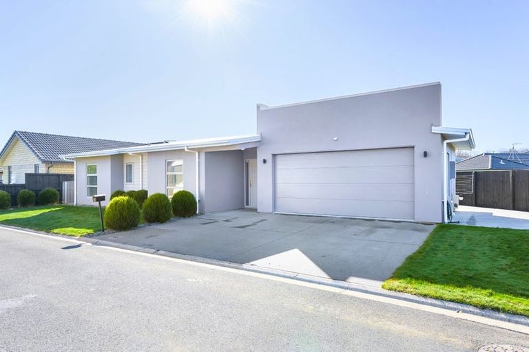 Photo of property in 2 Hawtry Lane, Flagstaff, Hamilton, 3210